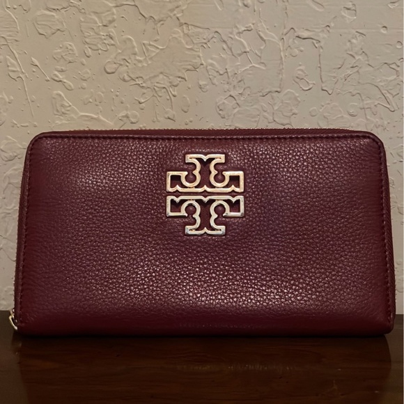 Tory Burch Bags Tory Burch Zip Accordion Wallet Poshmark